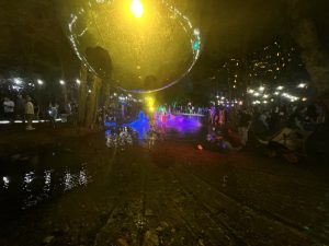 Куче-робот Dobot Rover X1 дебютира за $1030, носи предмети и ги следва за снимките · TechNode