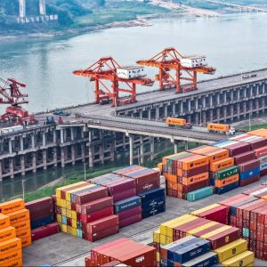 Доброволците от State Grid Taizhou предлагат проверки за безопасност, грижи за специални групи