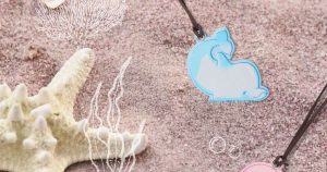 Dolphin-shaped key cards – transform a simple key card into a catalyst for play and imagination