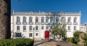 Китай се издига в глобалната инвестиционна класация