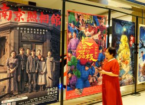 Lenovo разкрива две устройства с изкуствен интелект, насочени към потребителските и корпоративните пазари