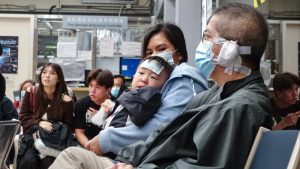 Повечето пациенти в отделенията за спешна помощ в Хонконг не знаят за вечерните клиники като алтернатива