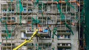 Поддръжниците на мозъчните тръстове в Хонконг призовават манипулирането на наддаването да бъде престъпление след фатален пожар